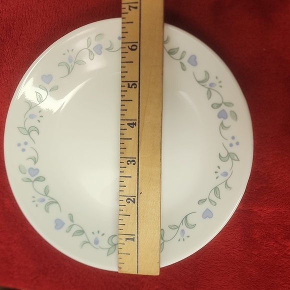 Corelle Dining 4 Piece Of Corelle Dessertsalad Plates Poshmark